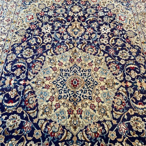 2.6x1.5M Nain Rug Silk Inlaid (9La)