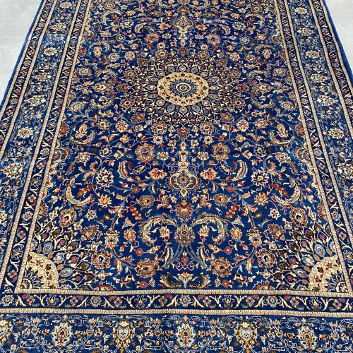 Lamb's wool Kashmar Rug