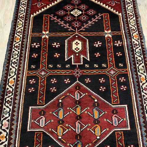 3M Hamedan Persian Runner