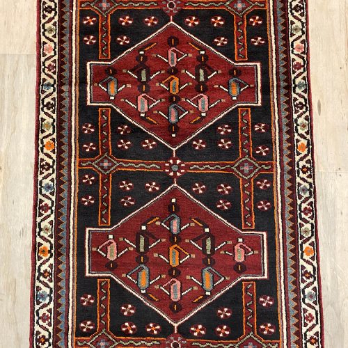 3M Hamedan Persian Runner