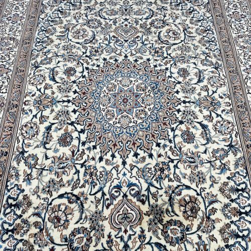 3.5x2.5M Fine Silkinlaid Rug Nain (9La)